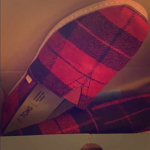 red plaid shoes ladies